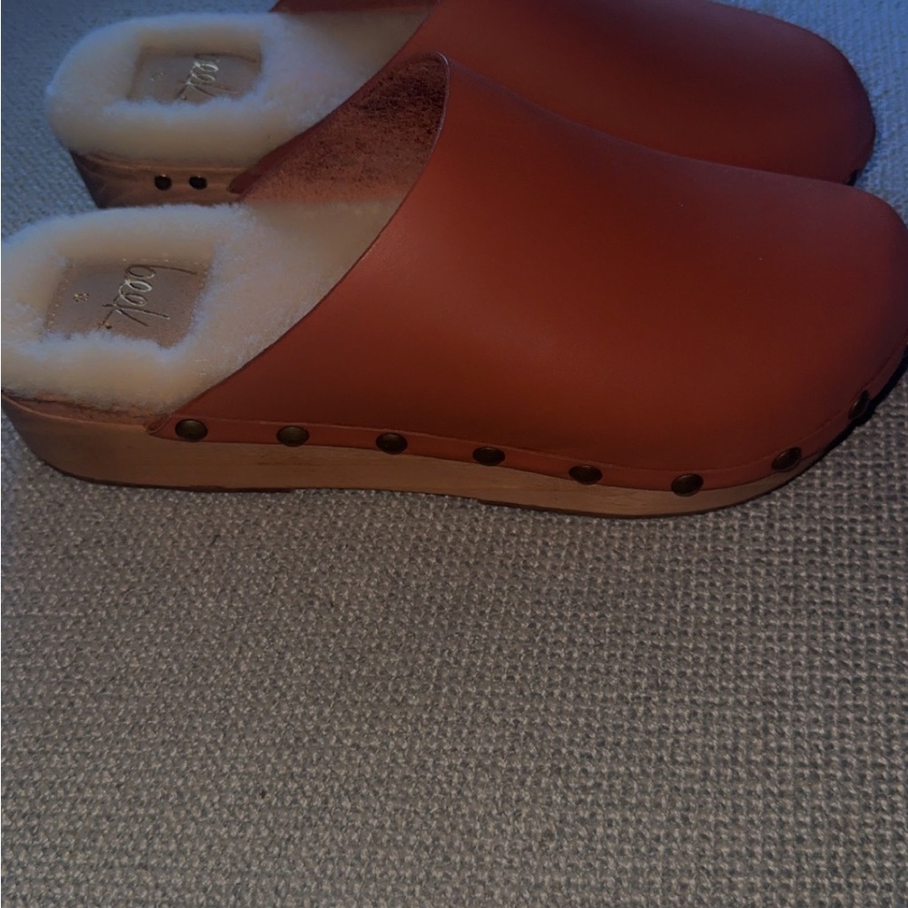 Beek Shearling Lined Leather Clogs - Brown